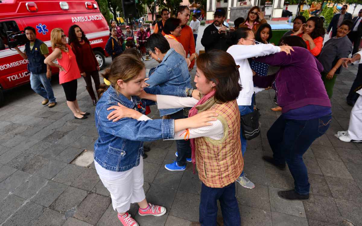 Metepec anuncia clase de defensa personal