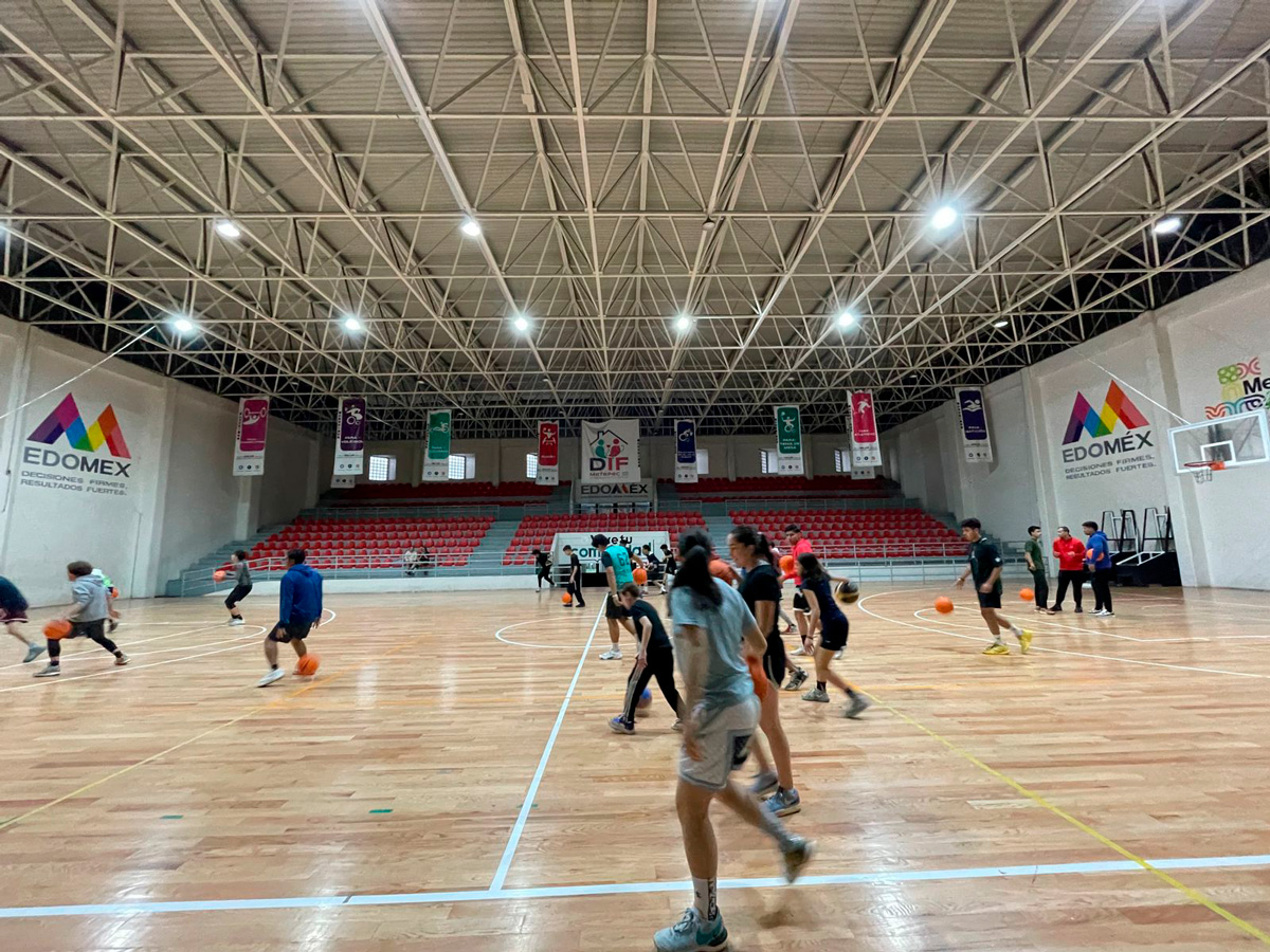 Abren academia de básquetbol en Metepec