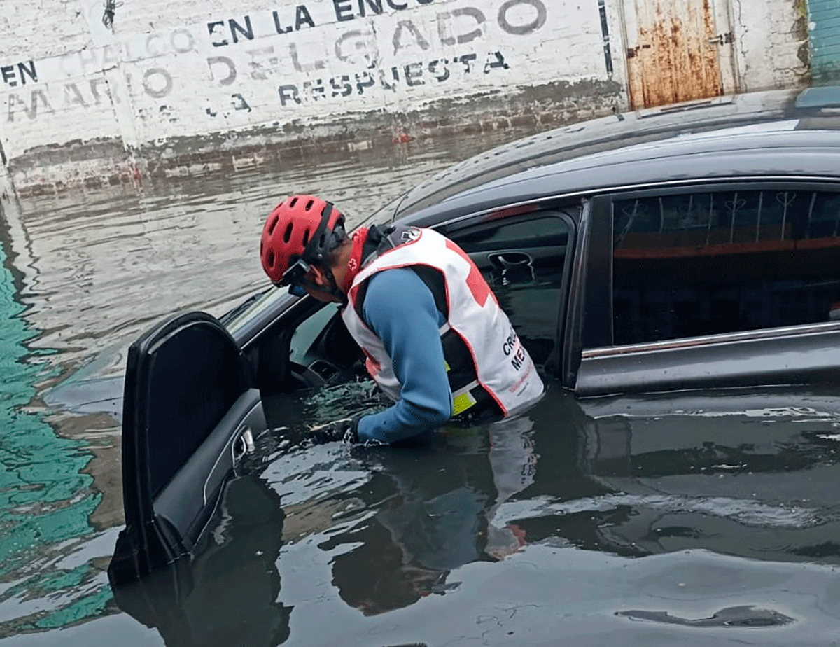 Interviene Cruz Roja Mexicana en colonias de Chalco afectadas por inundación2