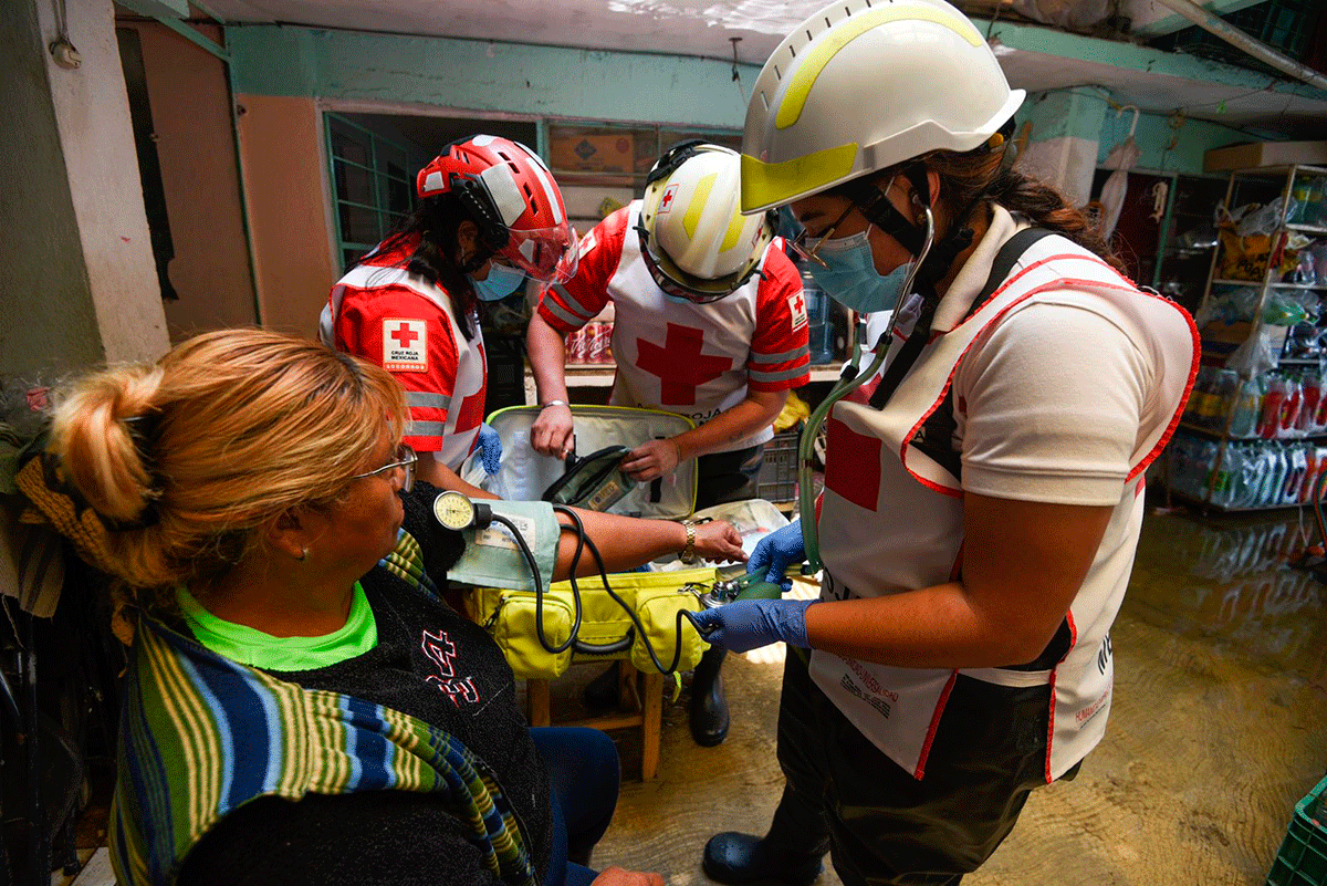 Respalda Cruz Roja Mexicana distribución de alimentos en zona afectada por inundaciones de Chalco3