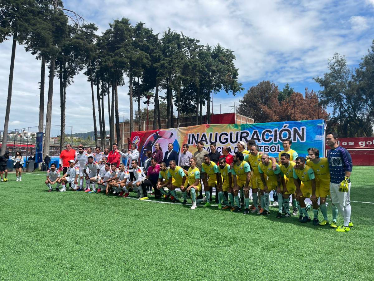 Inauguran cancha de futbol en Toluca 2024