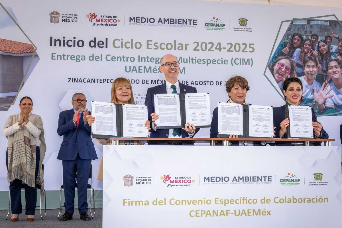 Firma de Convenio entre la UAEMéx y gobierno de Edomex