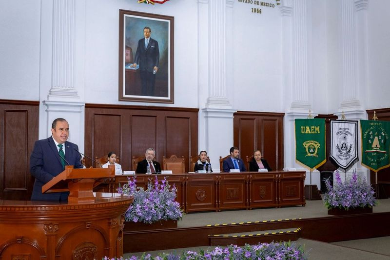 UAEMéx y COMECyT bcas a lumnos