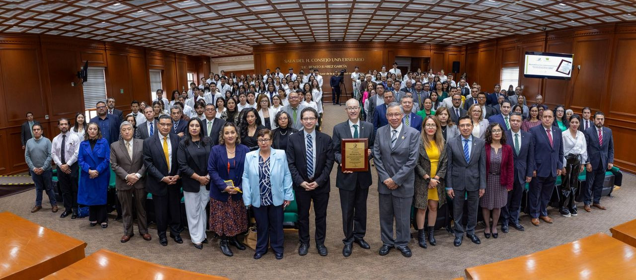 Acreditan internacionalmente carrera de Médico Cirujano de UAEMéx