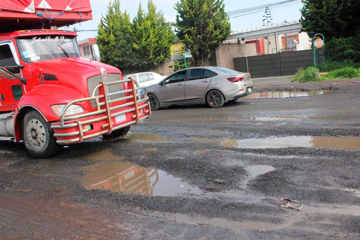 La terrible realidad de los baches en el Valle de Toluca