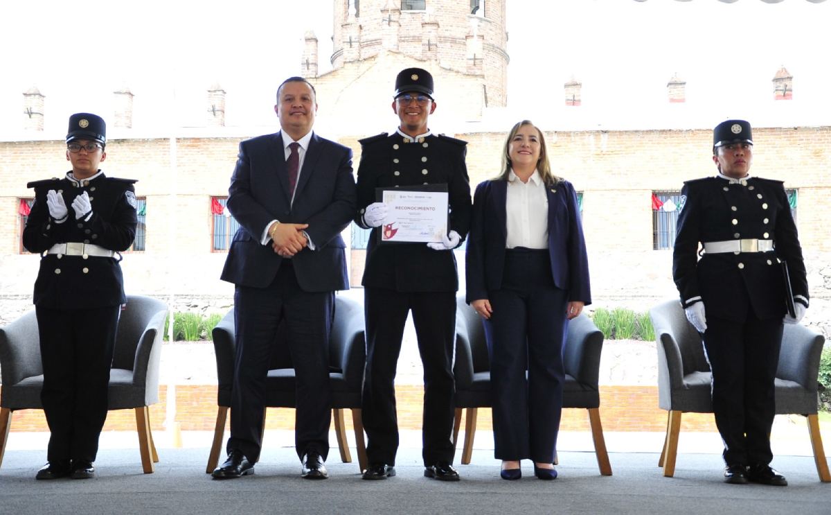 Ceremonia de graduación cadetes de Edomex 2024