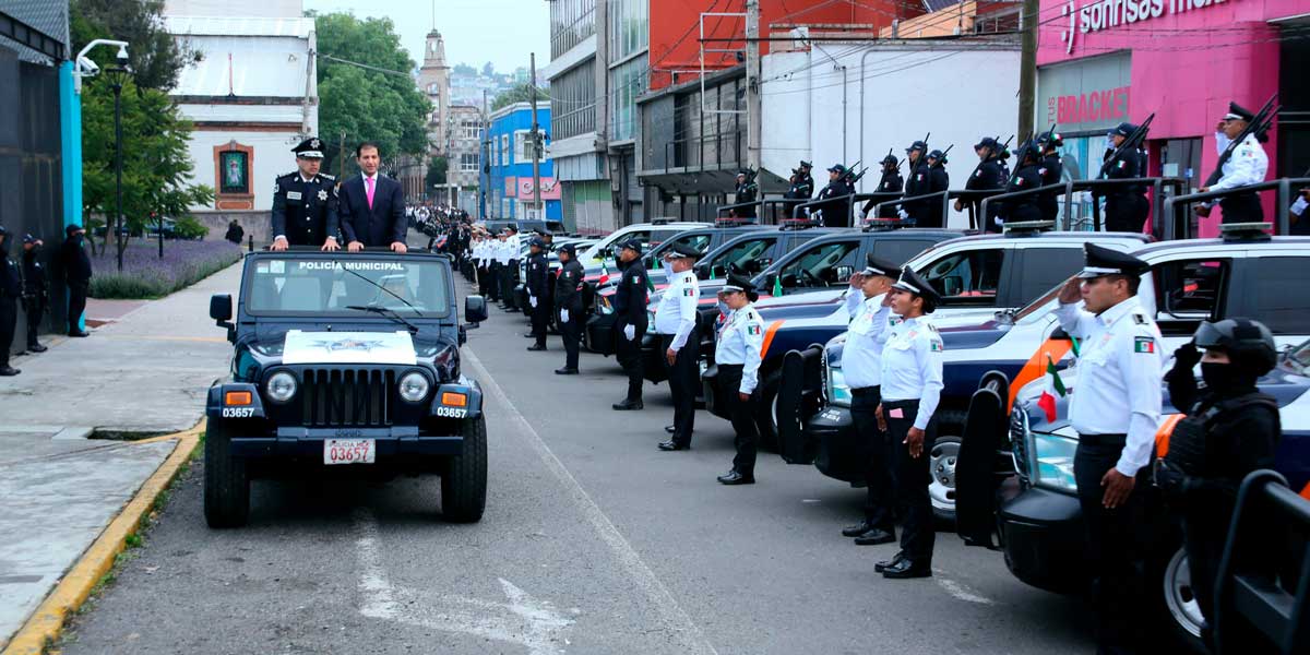 Desfile Cívico en Toluca