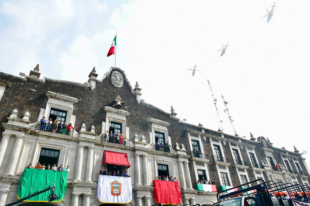 En Edomex, Delfina Gómez encabeza desfile por Independencia de México