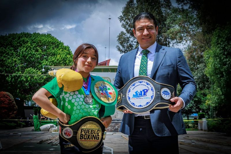 María Estefanía González Flores, estudiante UAEMéx que se abre paso en el boxeo