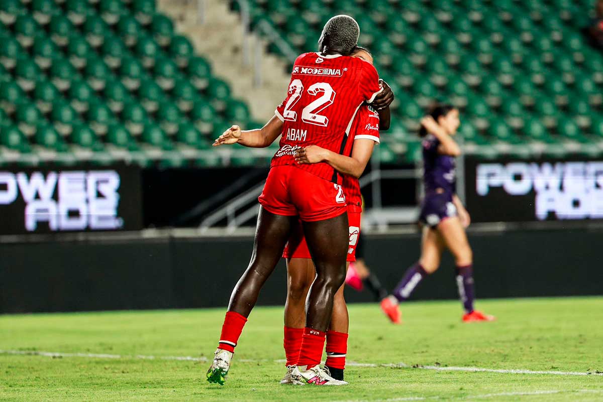 Partido de las Diablas Rojas del Toluca.