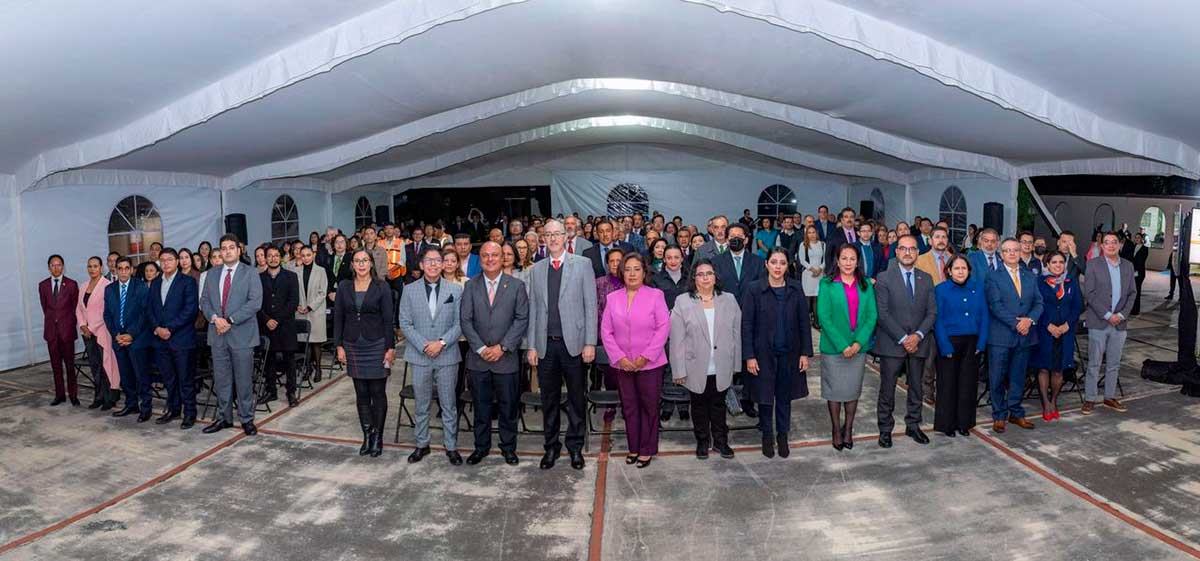 Informe del rector de la UAEMéx en el Plantel Nezahualcóyotl.