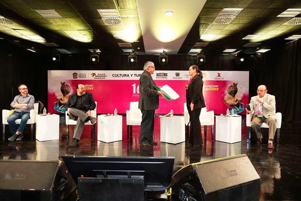 Homenaje de la UAEMéx a José Luis Herrera Arciniega durante la FILEM 2024.