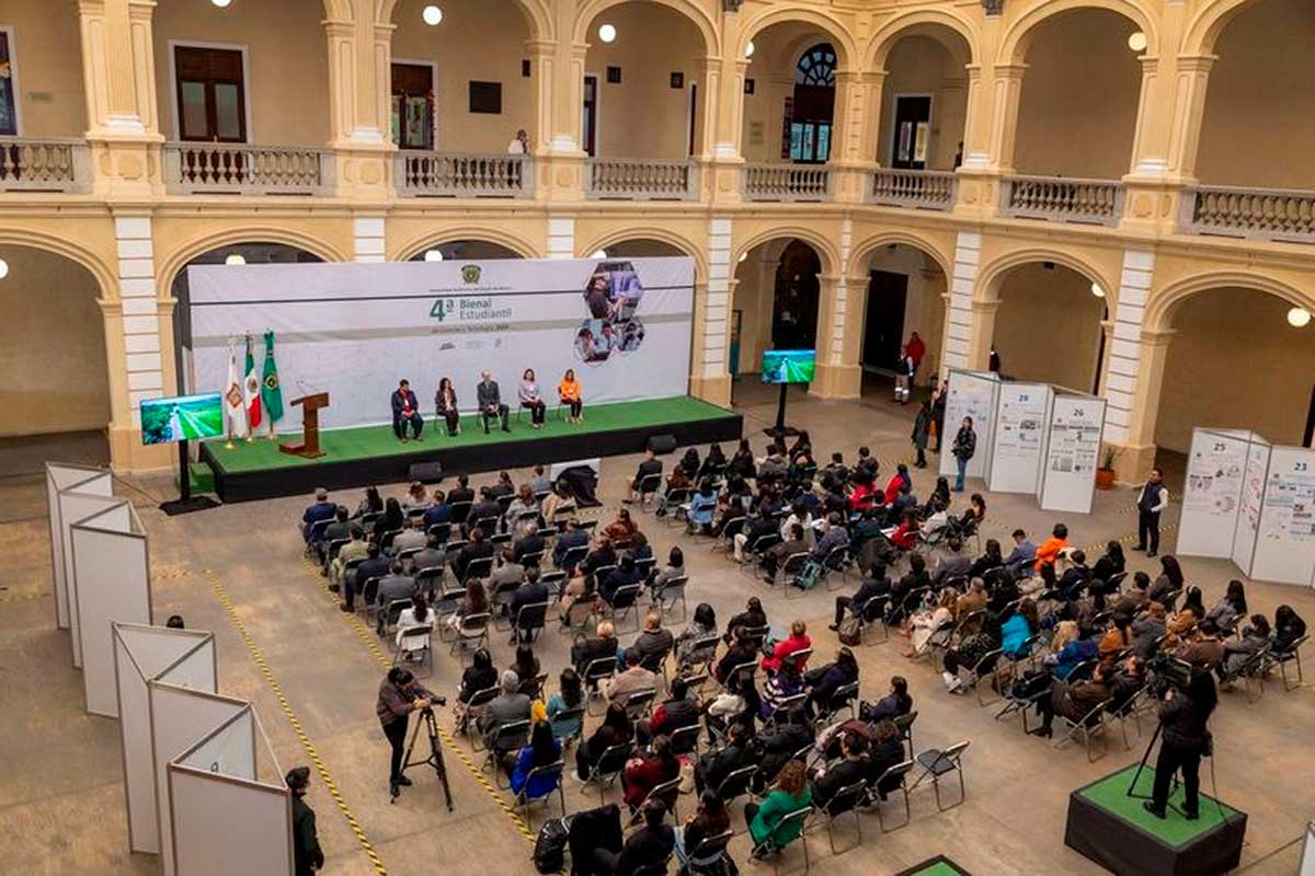 Incentiva UAEMéx el desarrollo científico y tecnológico de su comunidad universitaria