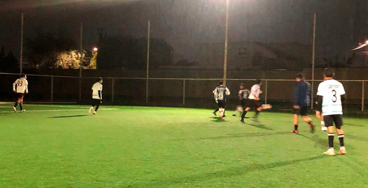 Partido del Torneo de Fútbol 7 en San Cristóbal Huichochitlán.