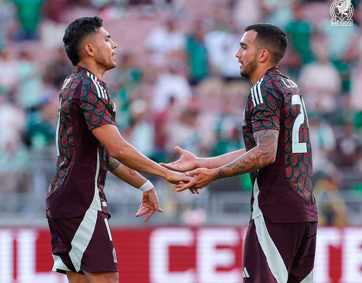 Jugadores de la Selección Mexicana de Fútbol en encuentro