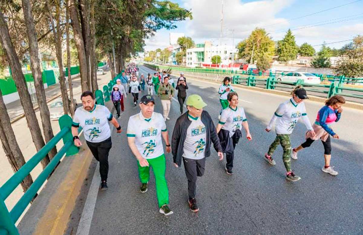 Más de 700 corredores en la Carrera Atlética de la Facultad de Medicina ...