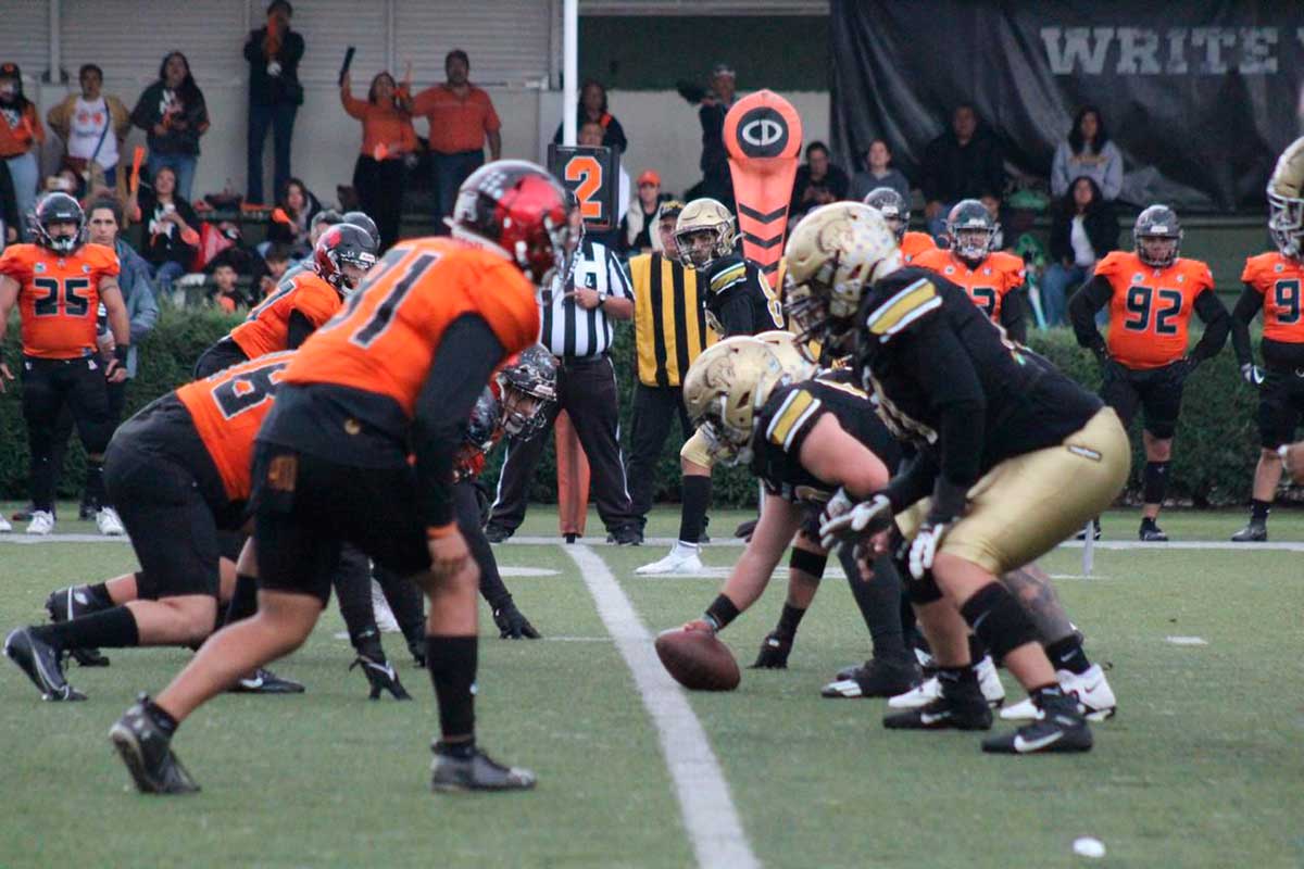 Potros Salvajes Pierde su Invicto en un Intenso Duelo Ante Leones Anáhuac