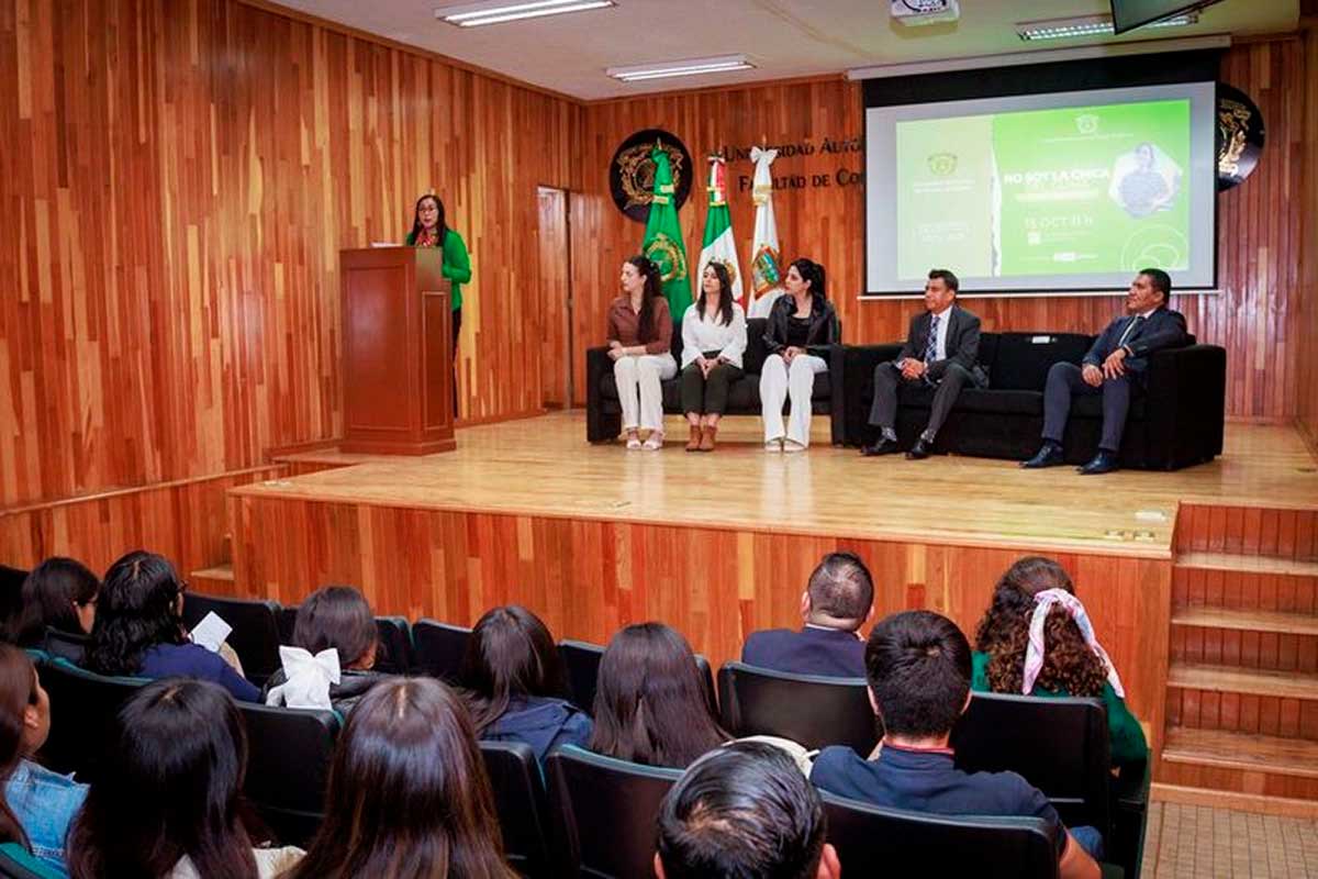 Conferencia en la UAEMéx sobre las mujeres en los Medios de Comunicación.