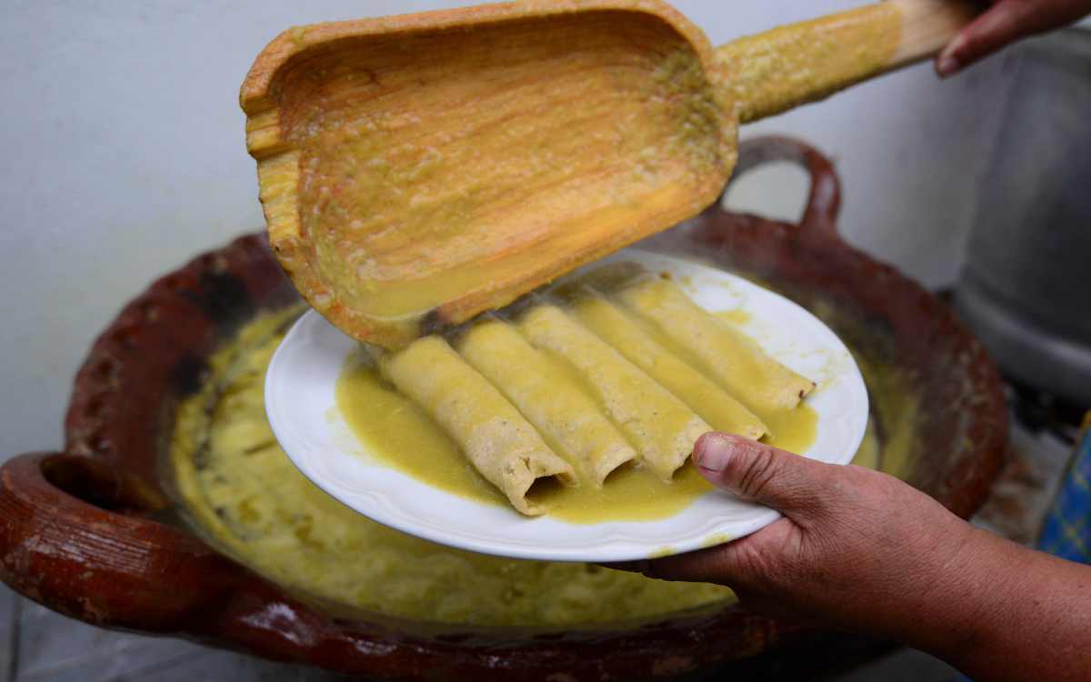 disfruta la feria de la enchilada toluca 2024