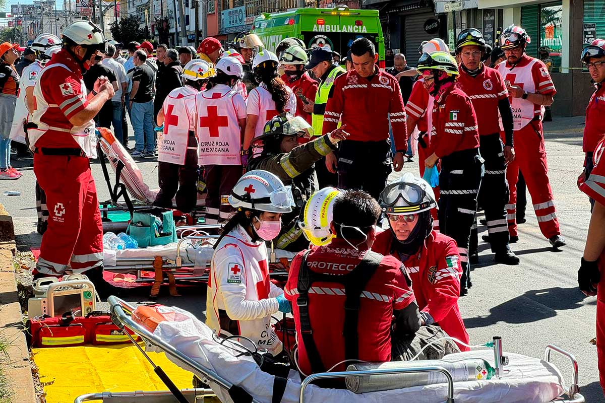 Incendio en Oficinas de Gobierno de Toluca Moviliza a Cuerpos de Emergencia