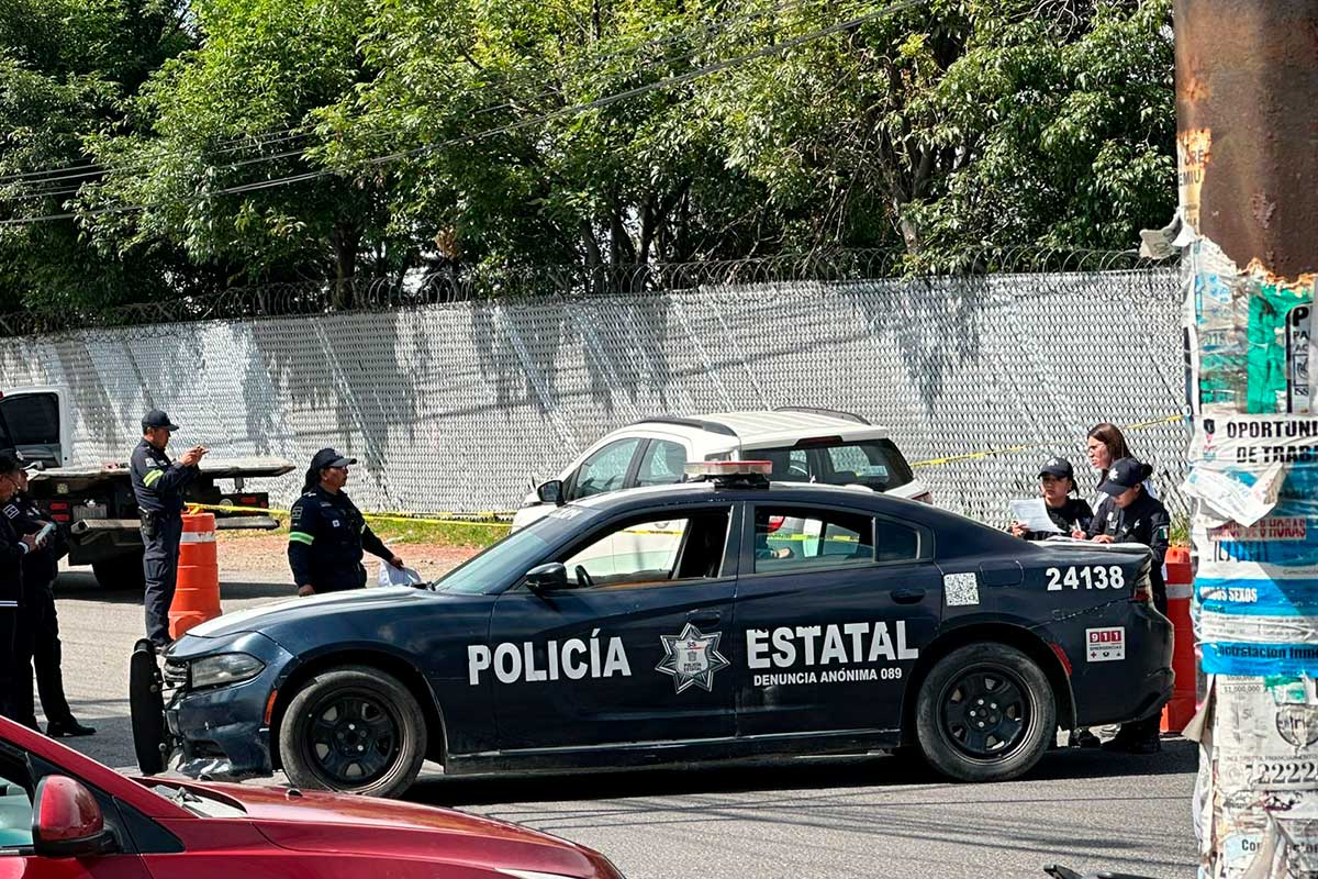 Mujer pierde la vida y su hija resulta herida en accidente en Toluca