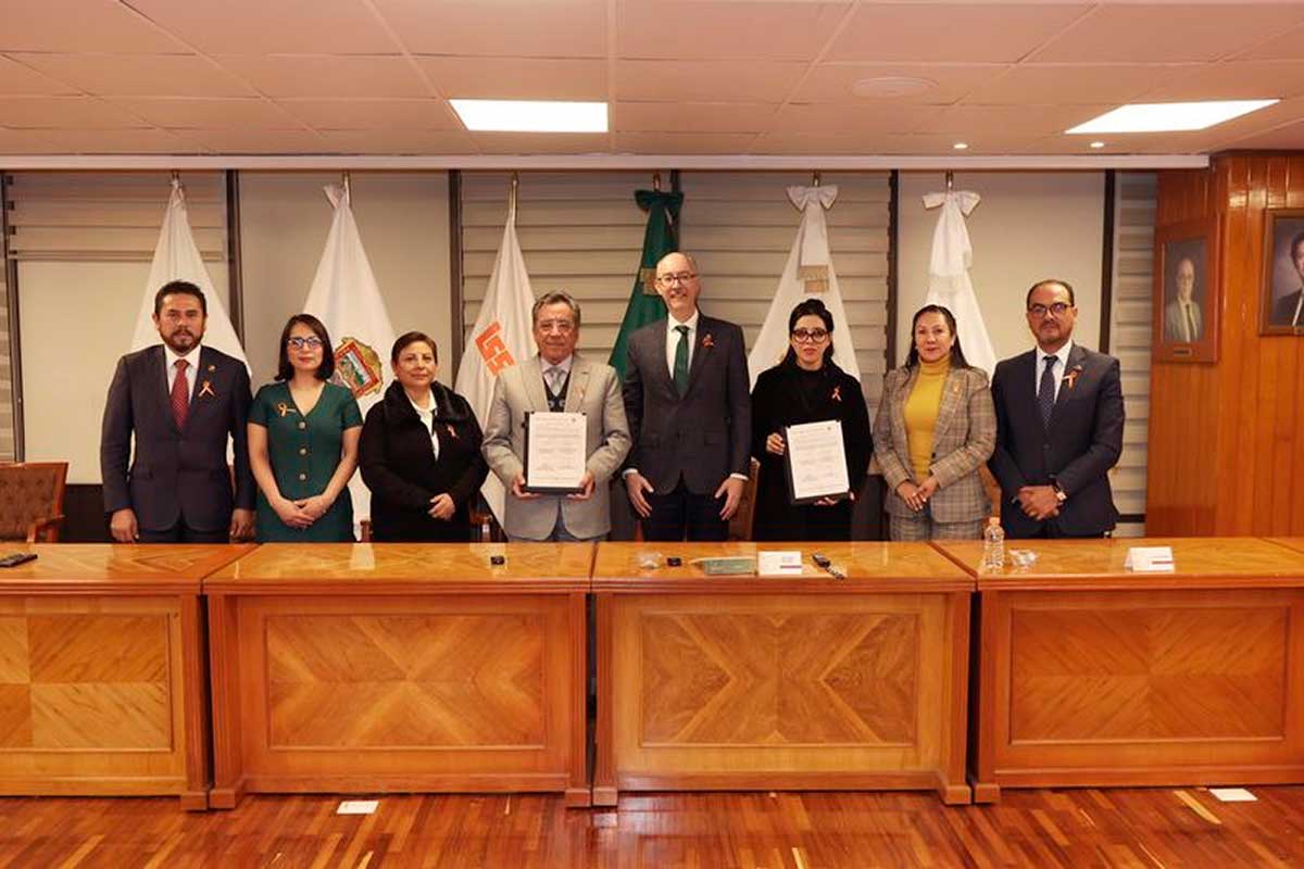 UAEMéx e ISSEMYM firman convenio para fortalecer la salud del personal universitario
