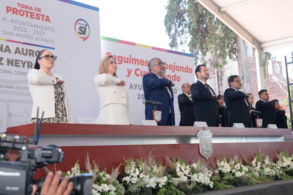 Tercer Informe de resultados de la presidenta municipoal de San Mateo Atenco, Ana Aurora Muñiz Neyra.