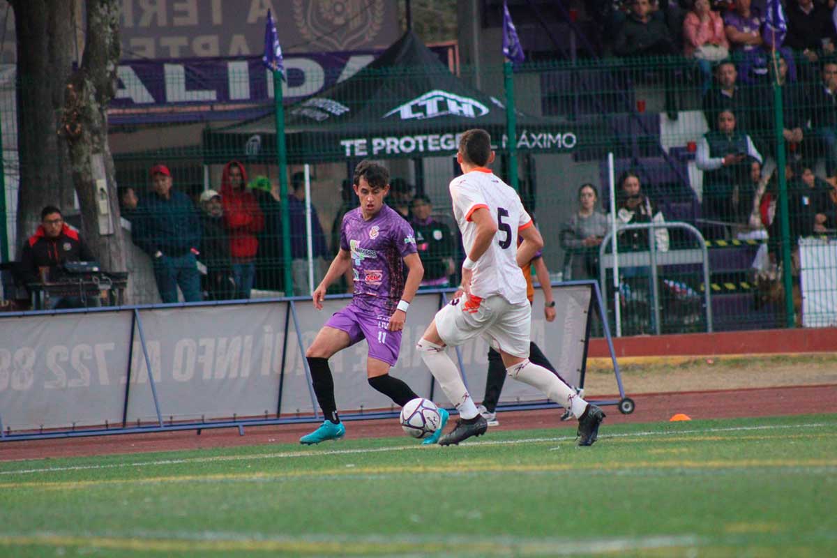Artesanos de Metepec se enfrentan a Santiago FC.