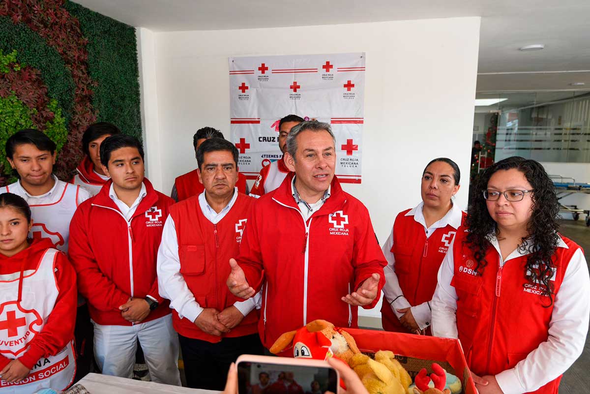 Cruz Roja Mexicana Delegación Estado de México lanza campaña de recolección de ropa abrigadora "Cobijando Almas".