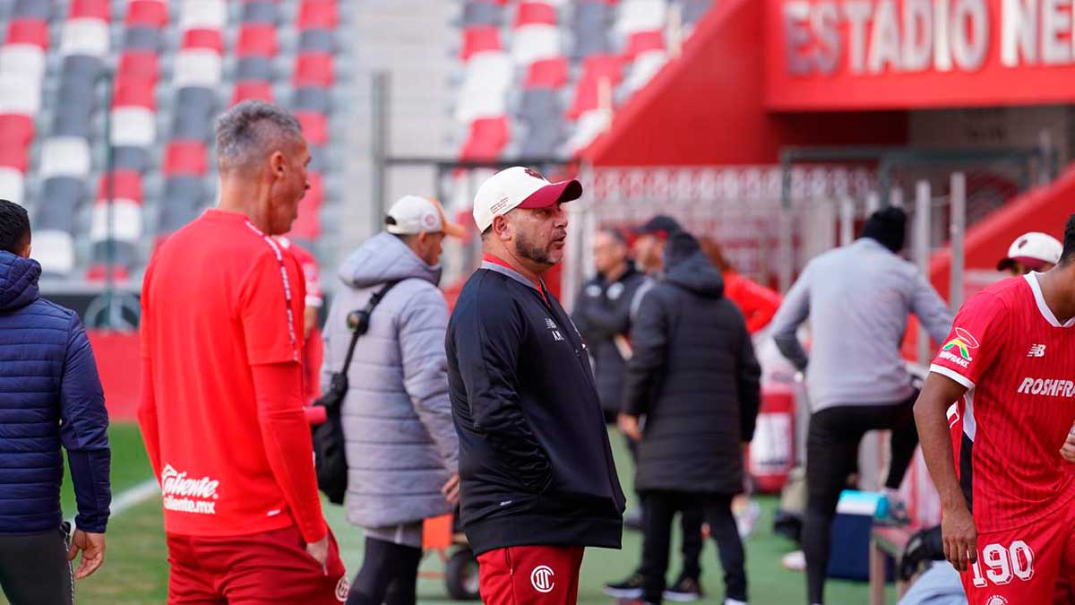 Antonio Mohamed director técnico de los Diablos Rojos del Toluca.