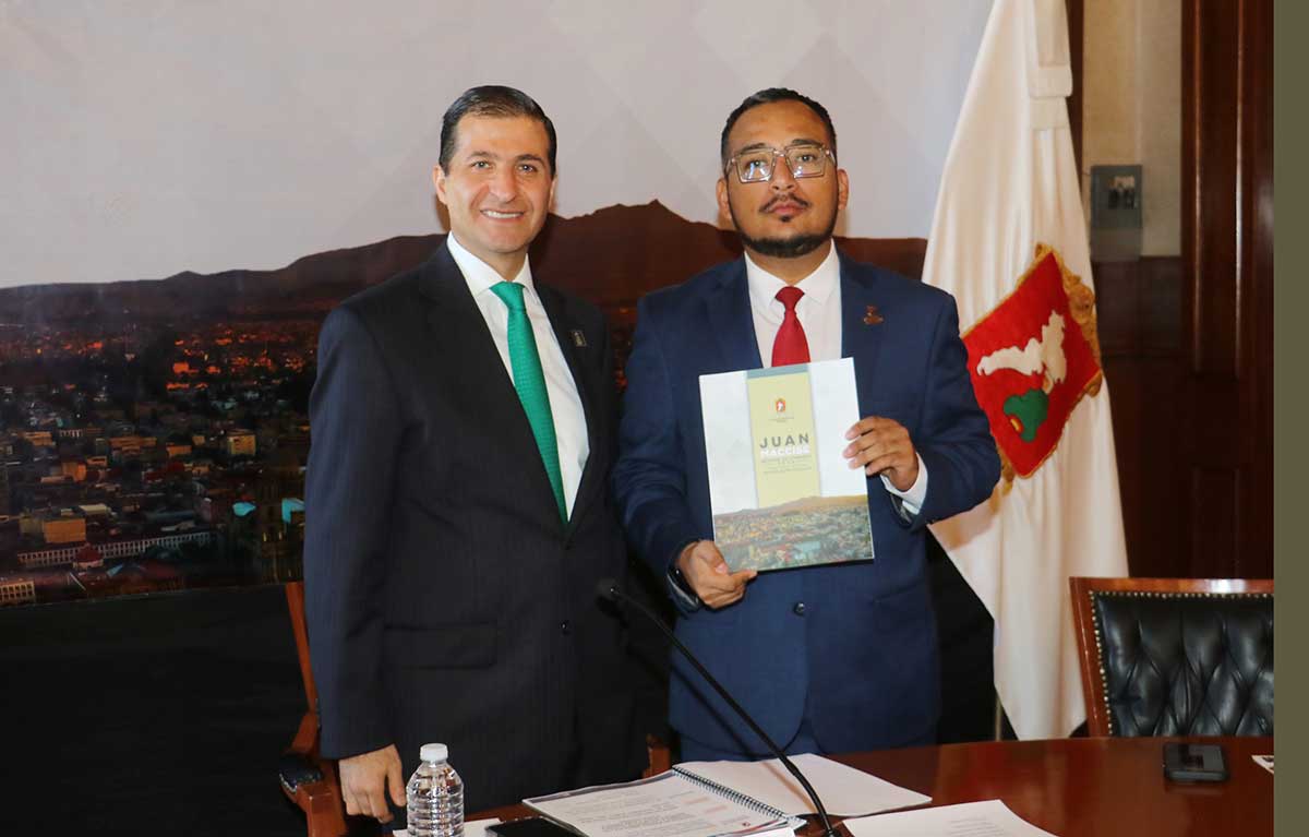 Juan Maccise, presidente municipal de Toluca entrega informe de gobierno.