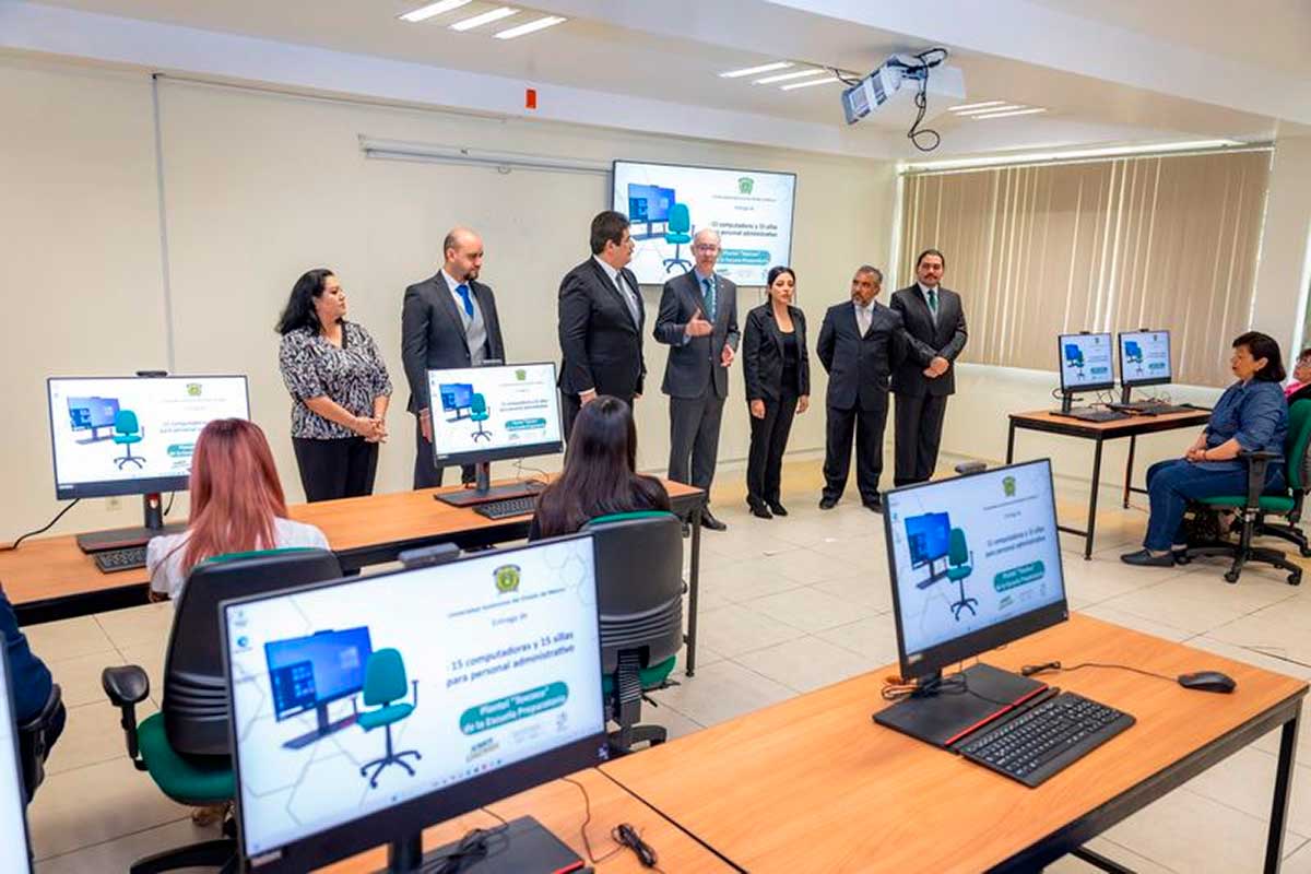 El Plantel de Preparatoria de la UAEMéx en Texcoco rinde su informe anual.