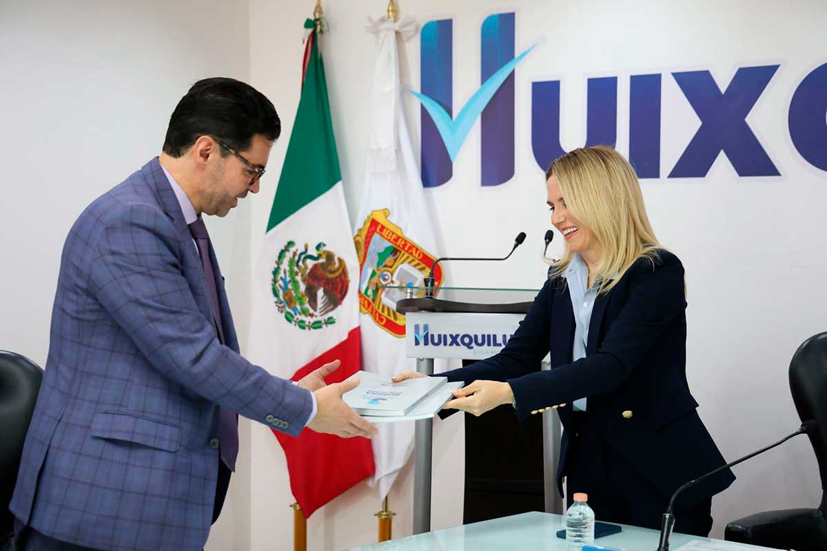Romina Contreras Cumple el 100% de sus Compromisos en Huixquilucan