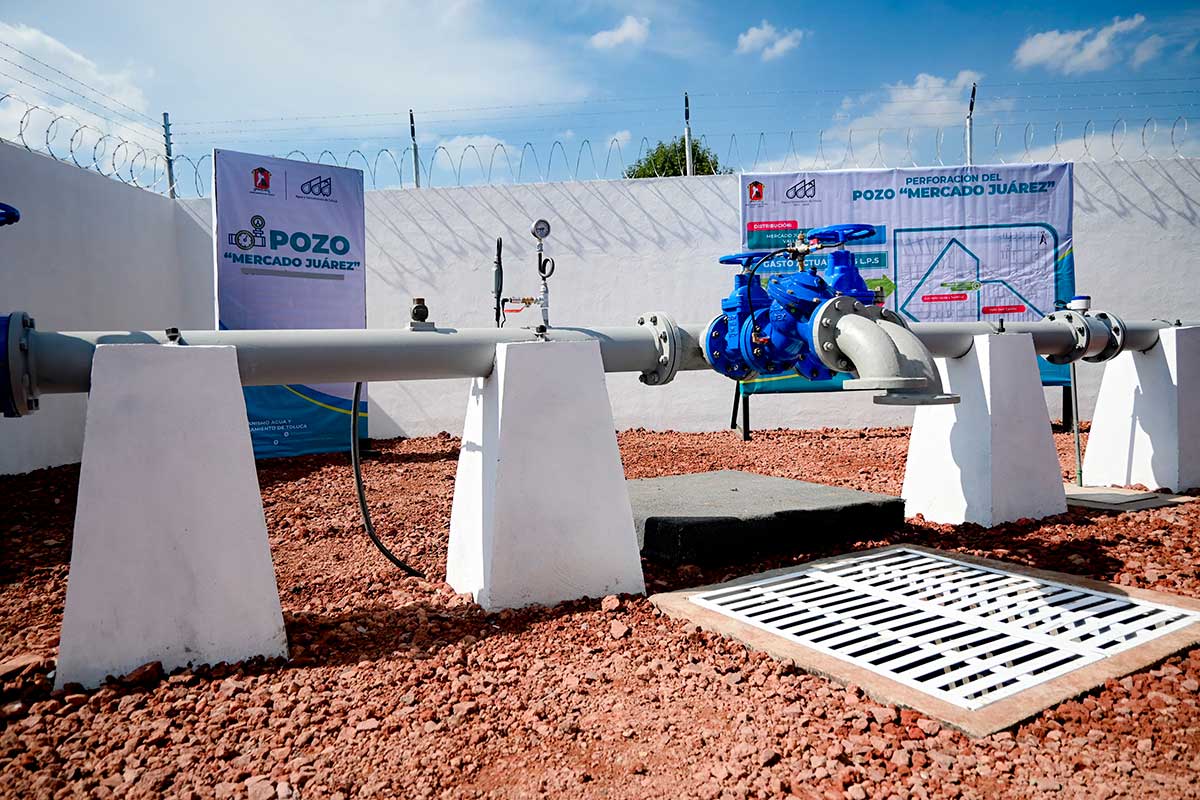 El gobierno municipal de Toluca inaugura pozo de agua.