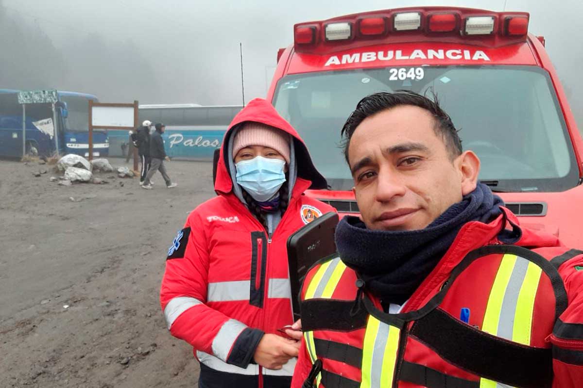 Autoridades mantienen cerrado el acceso al Nevado de Toluca por frío extremo.
