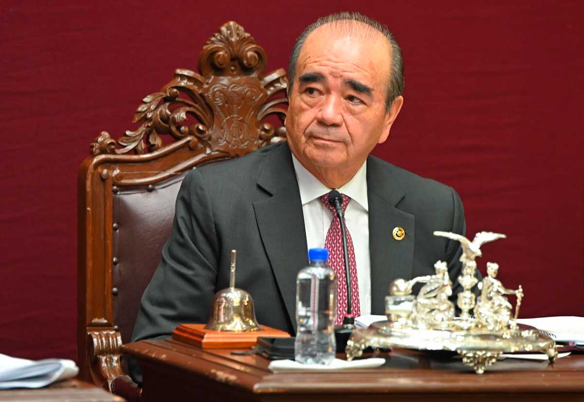 Sesión en el Congreso del Estado de México