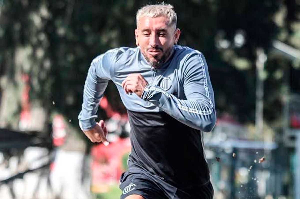 Debut de Héctor Herrera con Toluca se retrasa hasta la Jornada 4