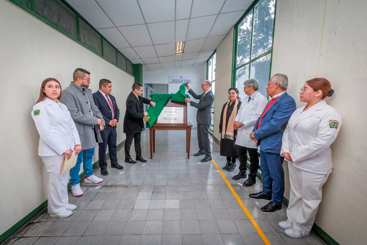 Facultad de Medicina UAEMéx: Insignia de Excelencia Académica y Compromiso Ético
