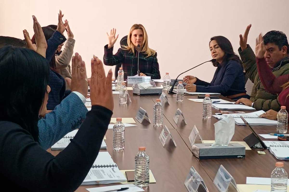 Huixquilucan designa nuevo contralor interno con convocatoria pública.