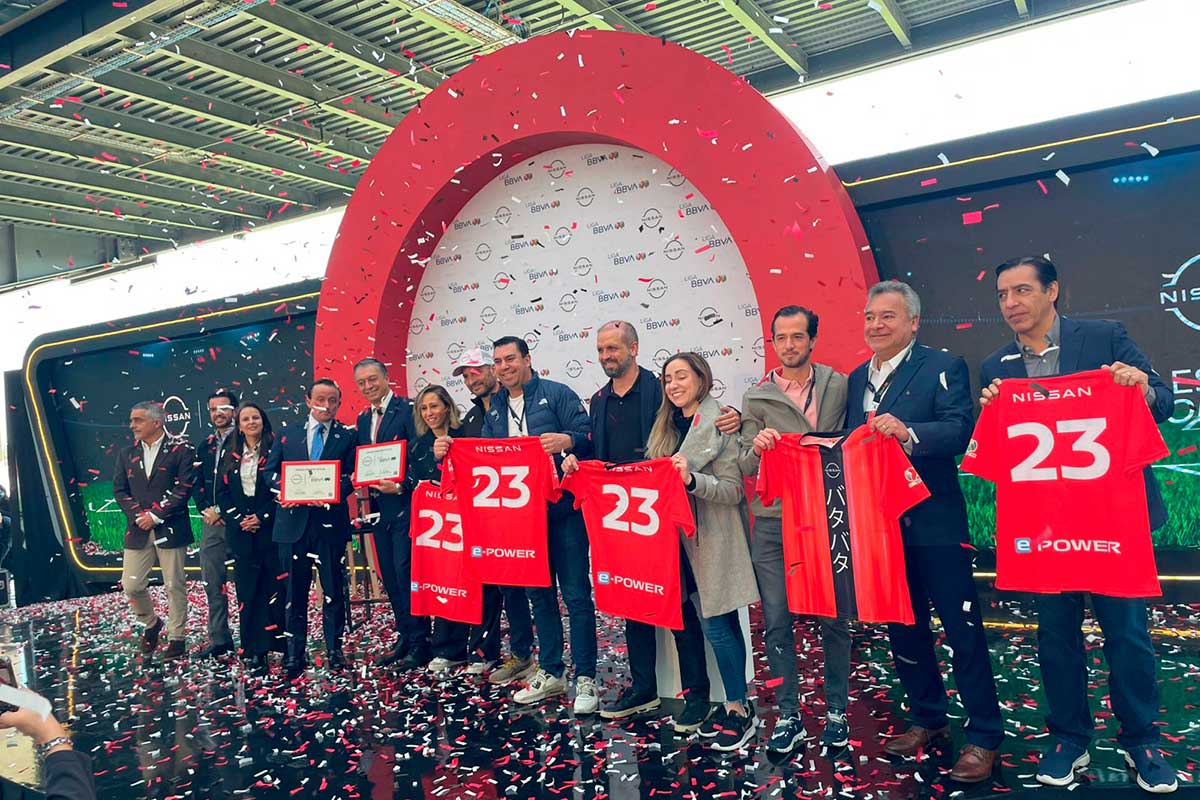 Acto donde Nissan se convierte en patrocinador de la Liga MX del fútbol mexicano.