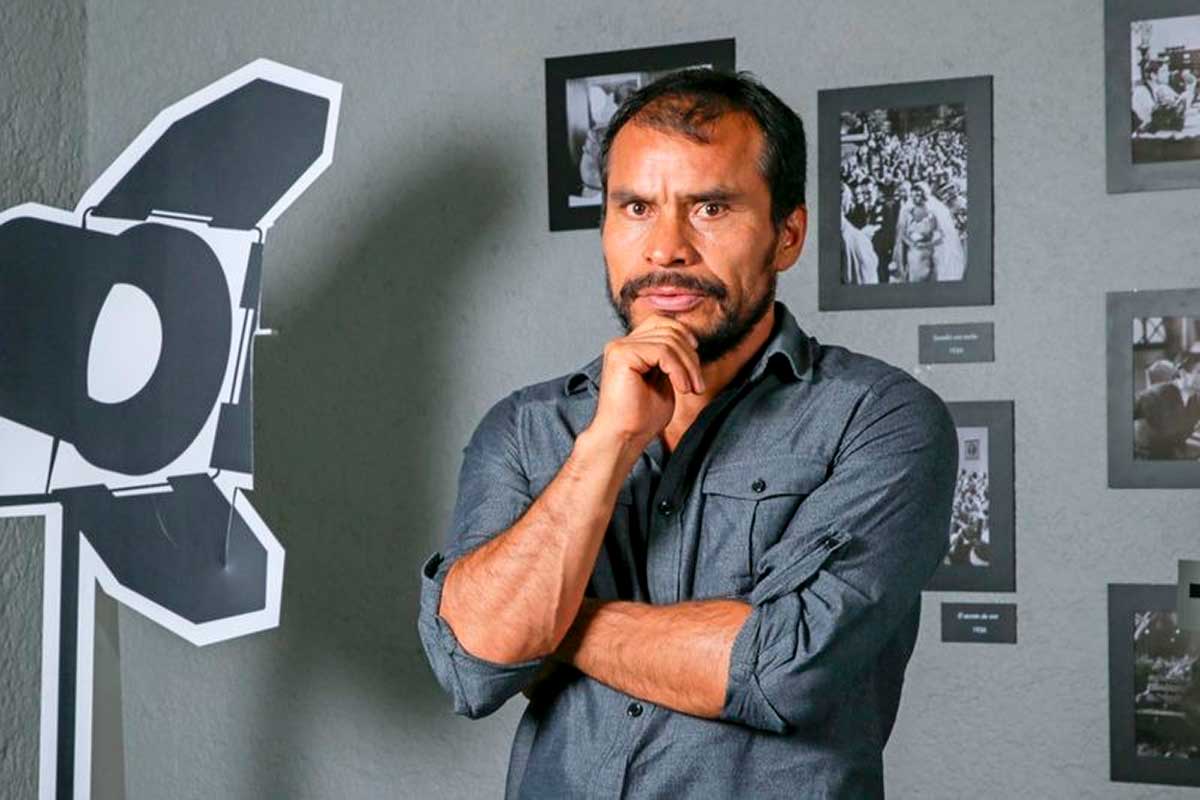 Noé Hernández egresdado de la carrera de Arte Dramático de la UAEMéx.