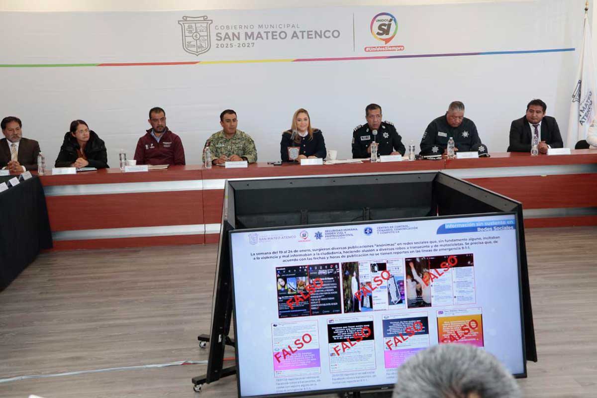 Acto de entrega y refuerzo de la seguirdad de Ana Muñiz Neyra.