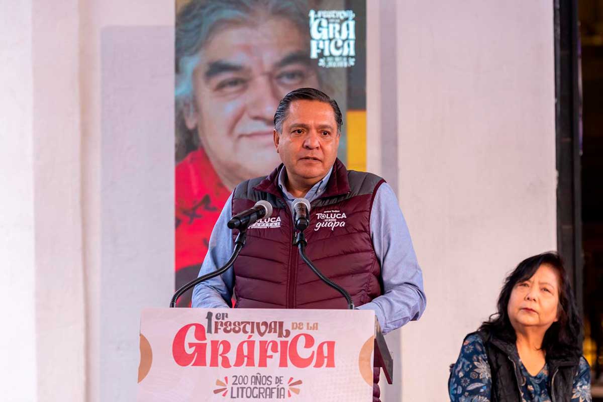 El presidente municipal de Toluca inaugura el 1er Festival de la Gráfica.