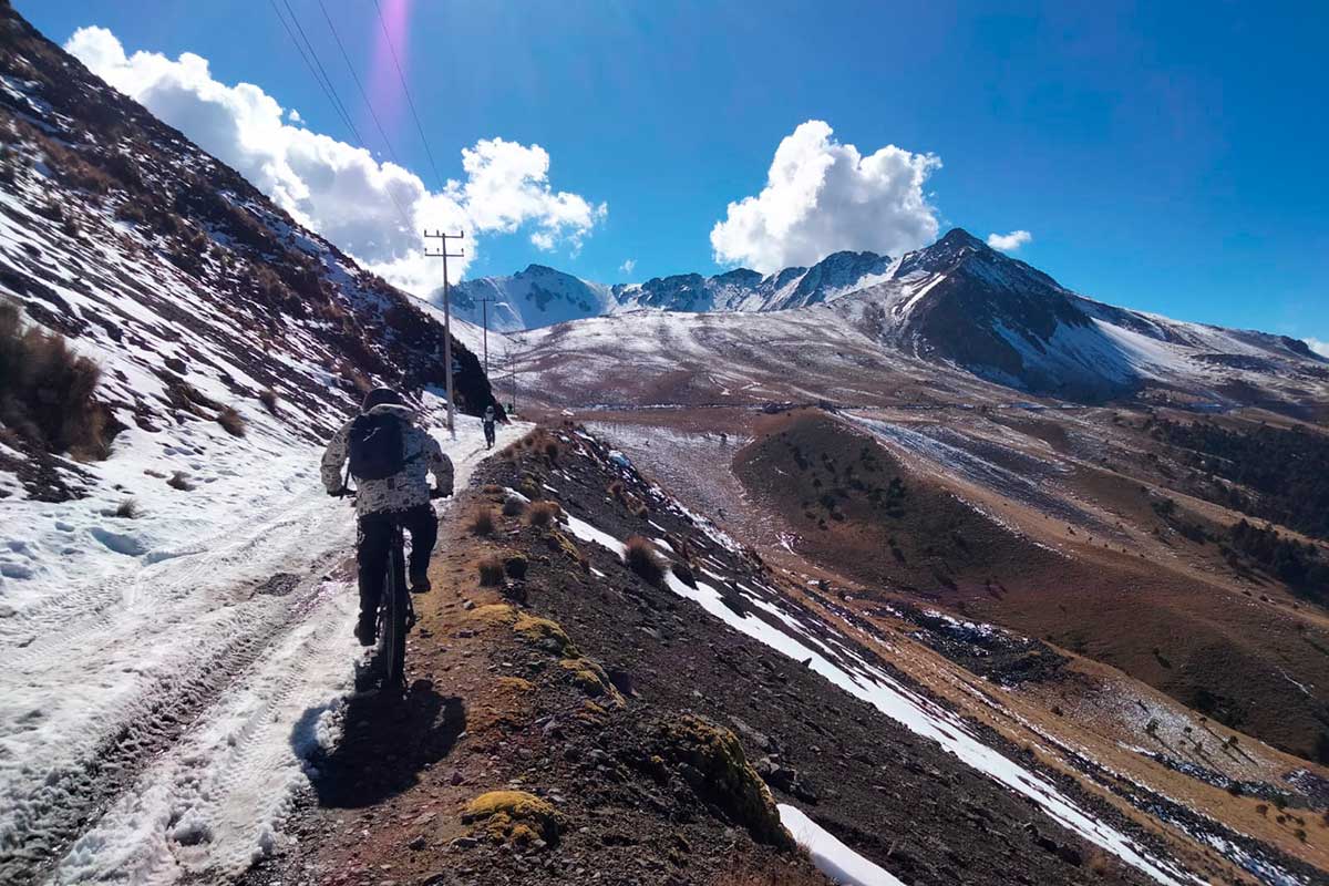 Brigada Forestal de Toluca Refuerza la Prevención de Incendios en El Nevado de Toluca