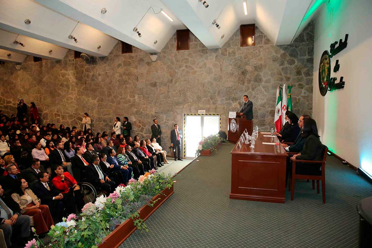 Conferencia en la UAEMéx por magistrado del Poder Judicial.