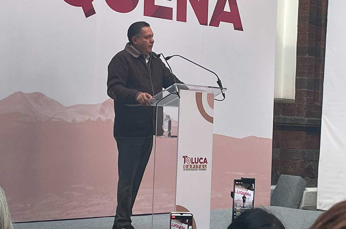 Ricardo Moreno Bastida alcalde de Toluca en conferencia de prensa.