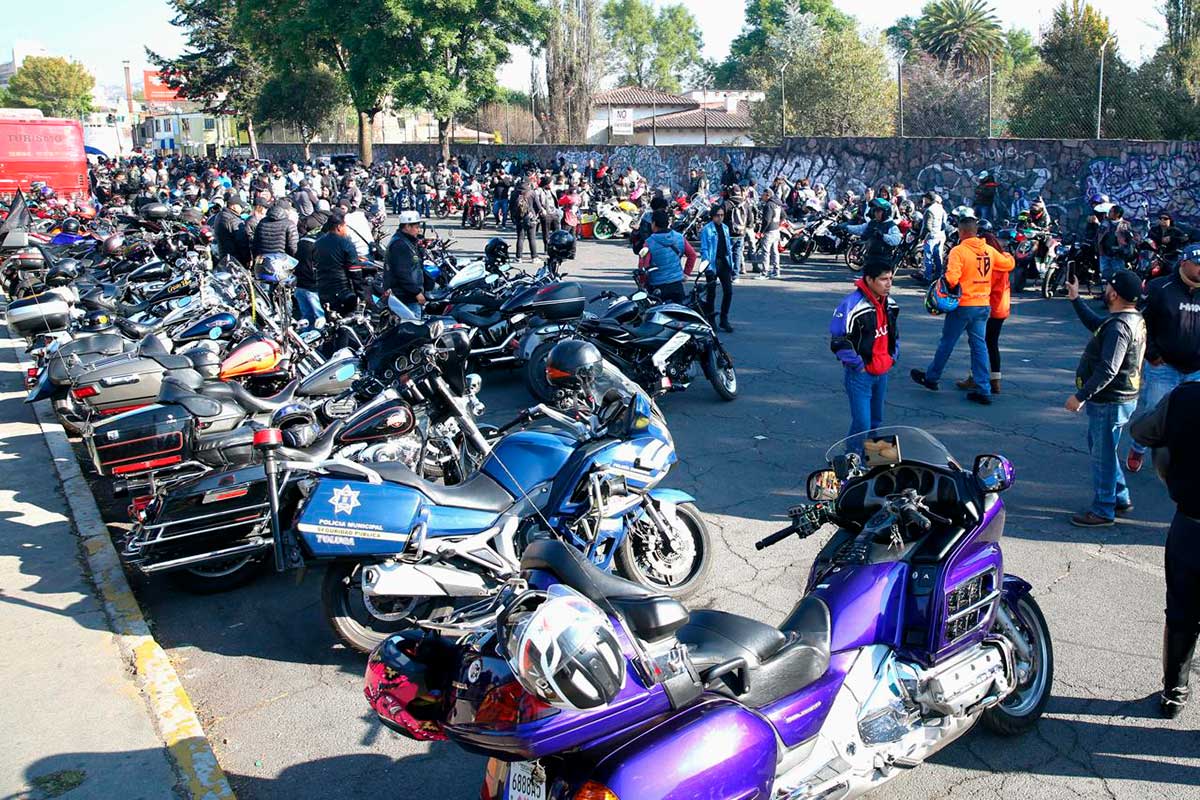 Motociclistas en Toluca.