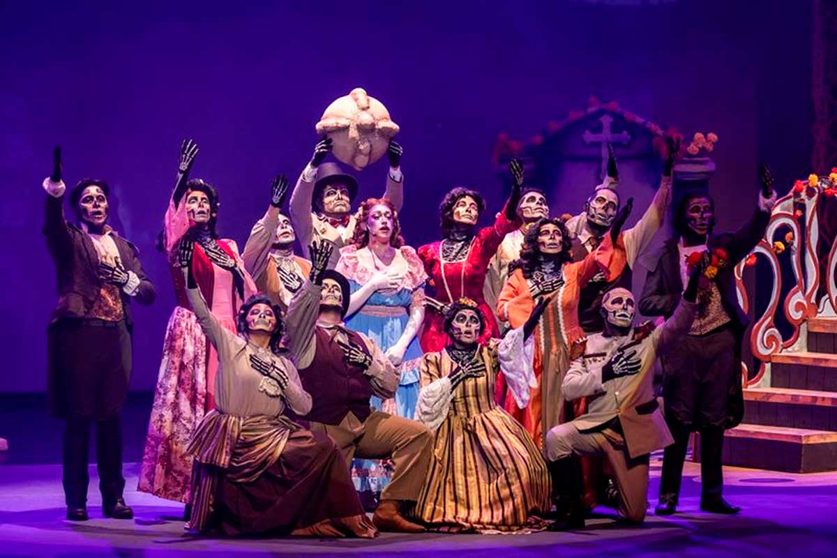 UAEMéx Impulsa el Arte y la Cultura con Más de 160 Exposiciones y 477 Funciones de Teatro