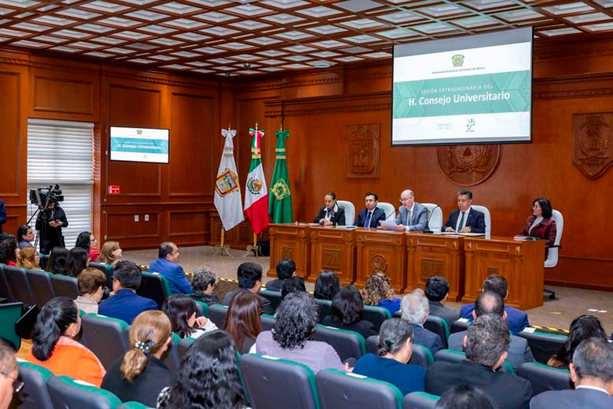 La UAEMéx sesiona para iniciar su proceso de selección para rectoría 2025-2029.