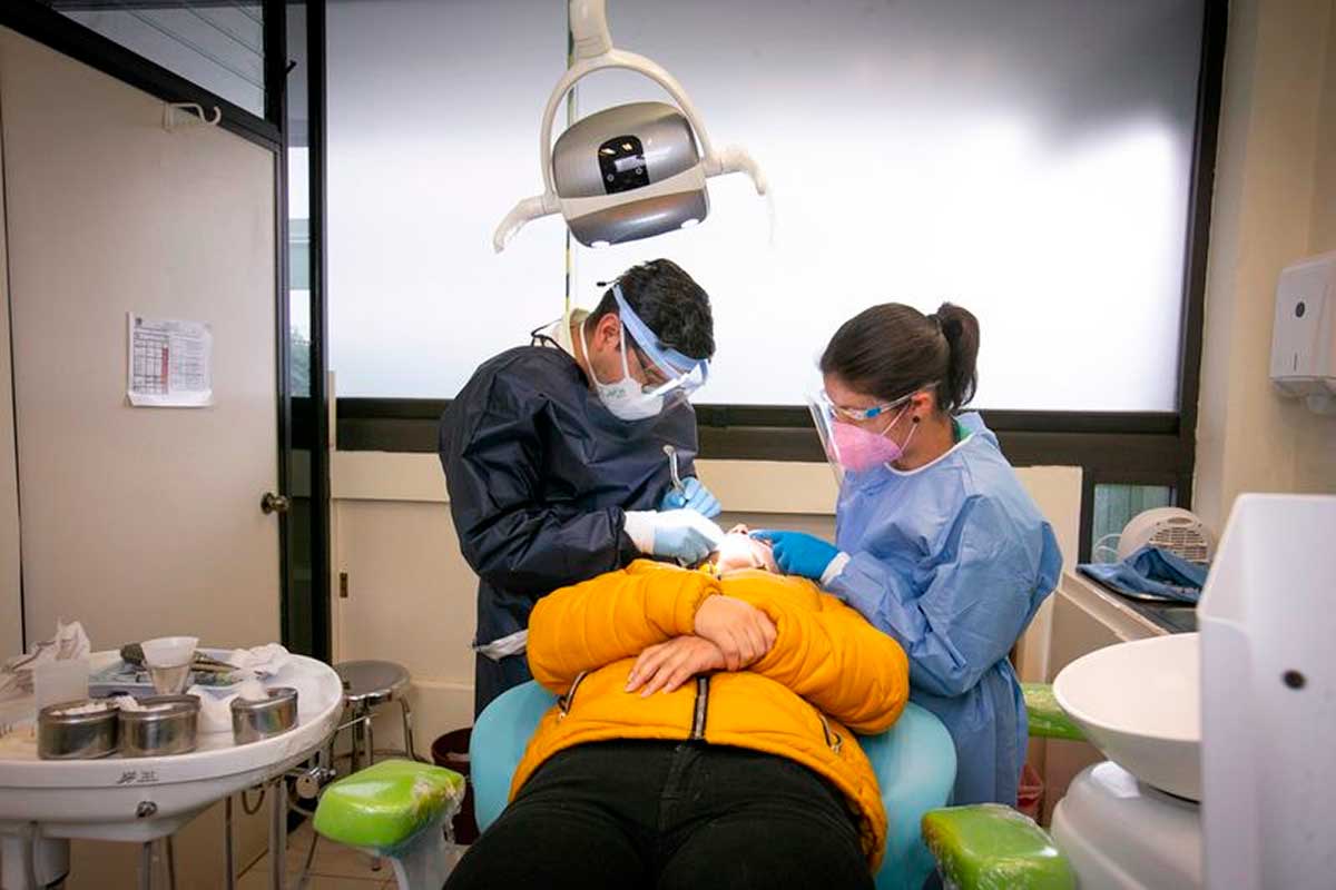 Practicas odontológicas en la UAEMéx.